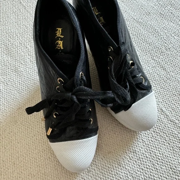 L.A.M.B. embossed logo wedge sneakers - Picture 4 of 7